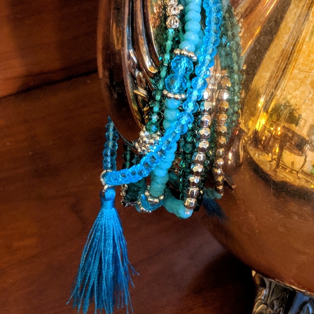Multi strand bracelet. - Picture 7 of 7